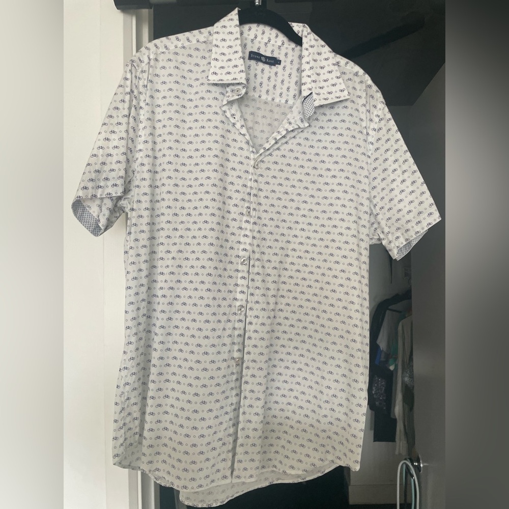 Stone rose button down
